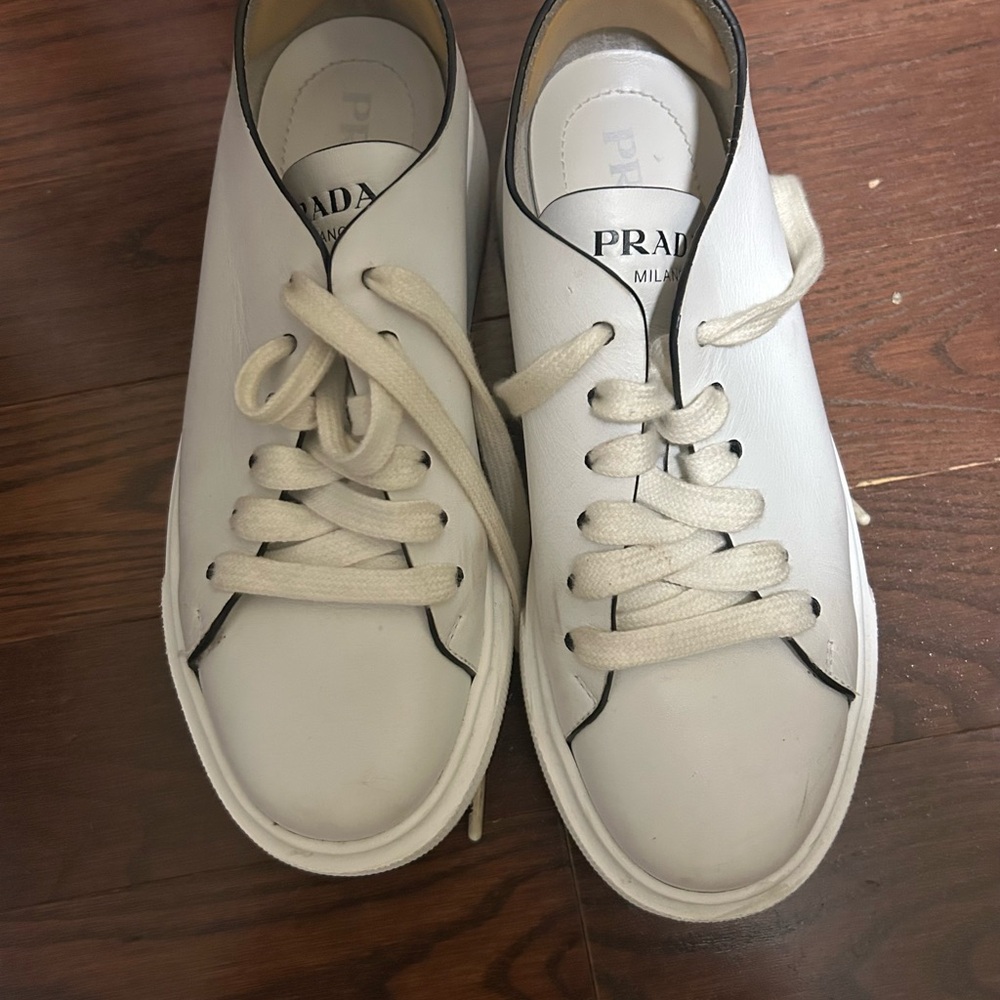 Authentic Prada Women’s White Leather Sneakers SIZE 8